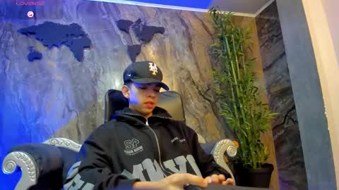 Snapshot of eryonbradley chatting on 09.13.25 Eryon online show from 09.13.25