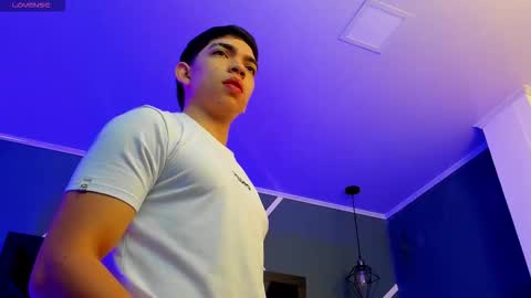 Snapshot of eryonbradley chatting on 10.10.25 Eryon online show from 10.10.25