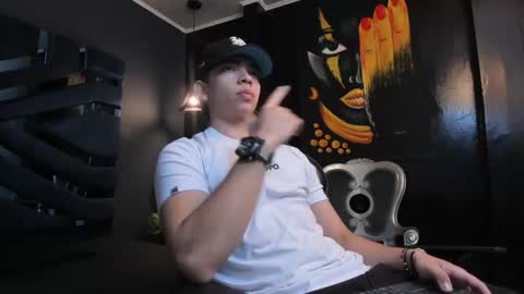 Snapshot of eryonbradley chatting on 10.15.25 Eryon online show from 10.15.25