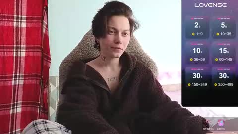 Snapshot of esajukyy chatting on 10.01.25 esajukyy online show from 10.01.25