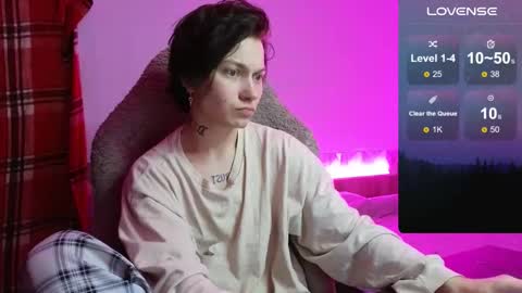 Snapshot of esajukyy chatting on 11.05.25 esajukyy online show from 11.05.25