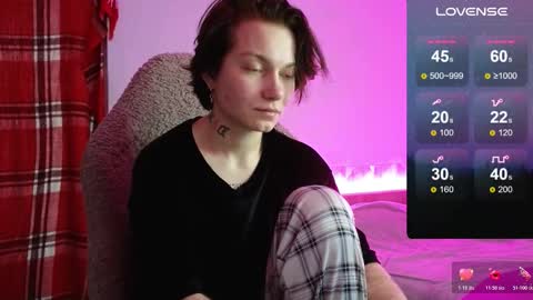 Snapshot of esajukyy chatting on 11.08.25 esajukyy online show from 11.08.25