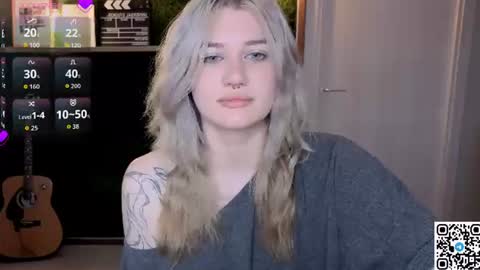 Snapshot of eshleeeygreen chatting on 07.02.26 EshleGreen online show from 07.02.26