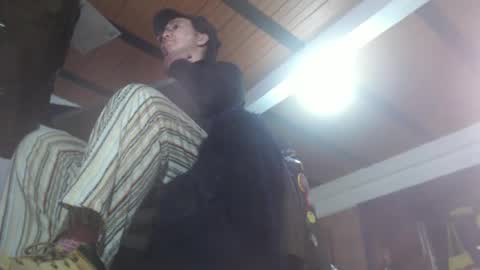 Snapshot of eskelaswd chatting on 12.15.24 Eskela911 online show from 12.15.24