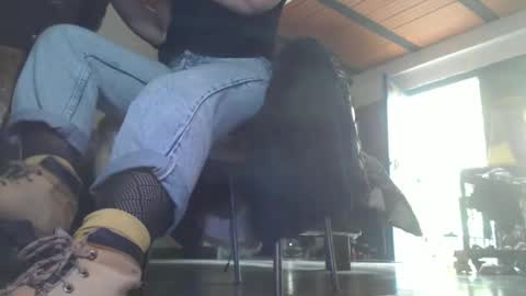 Snapshot of eskelaswd chatting on 02.03.25 Eskela911 online show from 02.03.25