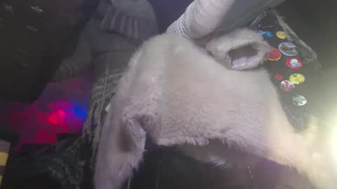 Snapshot of eskelaswd chatting on 02.04.25 Eskela911 online show from 02.04.25