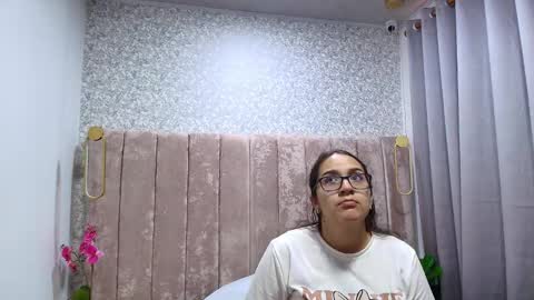 Esme online show from 10.13.25