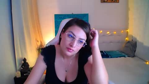 Esmeralda online show from 01.26.25