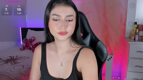 Esmeralda  online show from 11.08.25