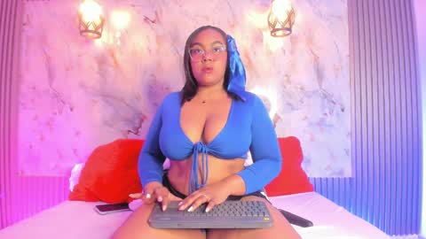 esmeralda online show from 01.14.25