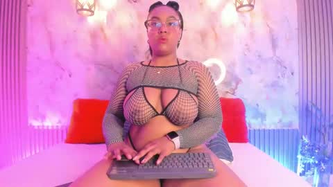 esmeralda online show from 02.22.25