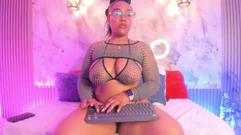 esmeralda online show from 02.22.25