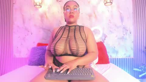esmeralda online show from 03.11.25