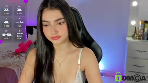 Esmeralda online show from 07.05.26