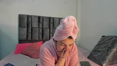 Perla online show from 04.07.26