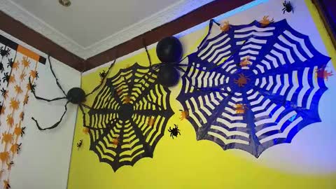 Esmeralda online show from 10.25.25