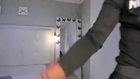 esmeraldanyx online show from 10.02.25