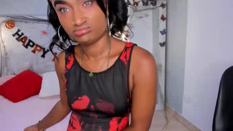 esmeraldanyx online show from 10.27.25