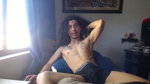 Esnider online show from 01.29.25