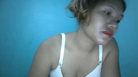 especialgirl_28 online show from 10.22.25