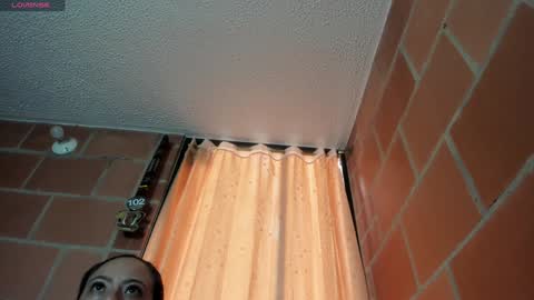 Snapshot of esperancita4570 chatting on 12.11.24 HOPE online show from 12.11.24