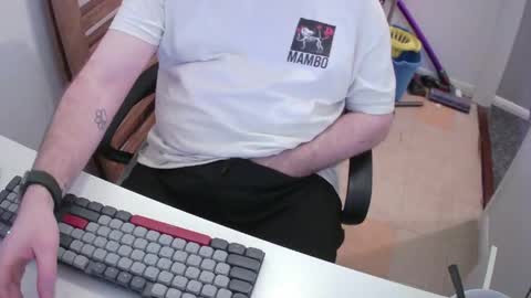 Snapshot of essex_wild chatting on 03.23.26 Morph online show from 03.23.26