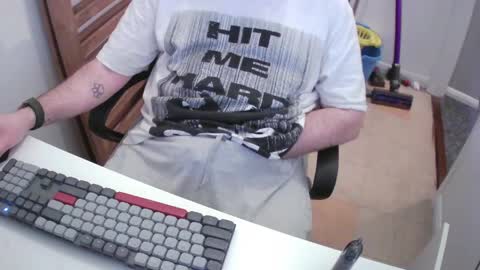 Snapshot of essex_wild chatting on 03.27.26 Morph online show from 03.27.26