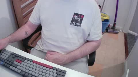 Snapshot of essex_wild chatting on 04.06.26 Morph online show from 04.06.26