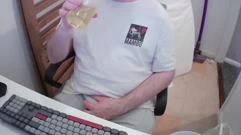 Snapshot of essex_wild chatting on 05.06.26 Morph online show from 05.06.26