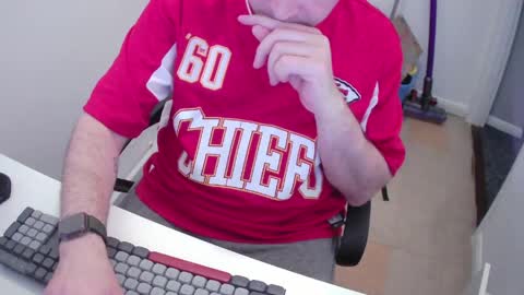 Snapshot of essex_wild chatting on 05.19.26 Morph online show from 05.19.26