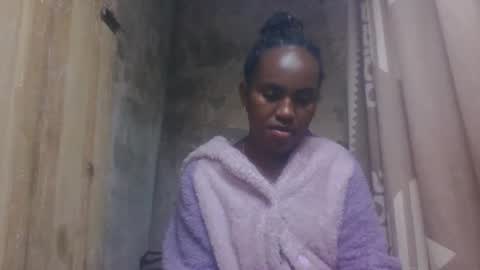 estanie online show from 10.05.25