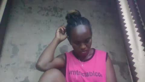 estanie online show from 10.10.25