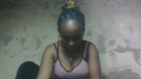 estanie online show from 10.10.25