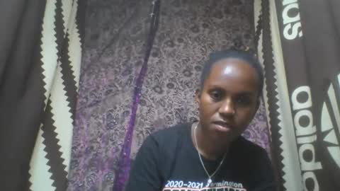 estanie online show from 10.25.25