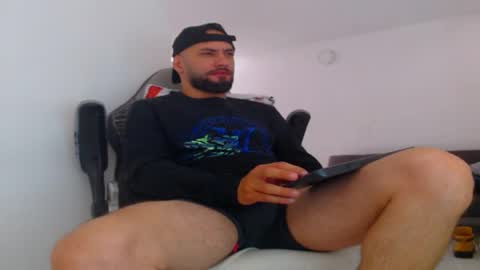 esteban online show from 09.25.25