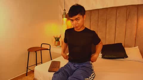 Esteban online show from 09.22.25