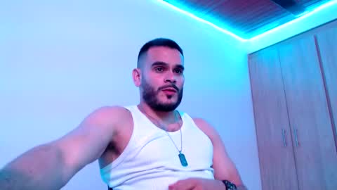 Snapshot of esteban_fer chatting on 12.07.24 Esteban Fernandez online show from 12.07.24