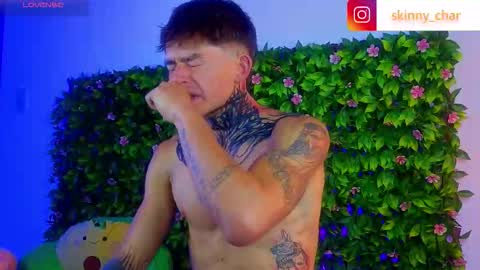 Esteban independent model online show from 10.12.25