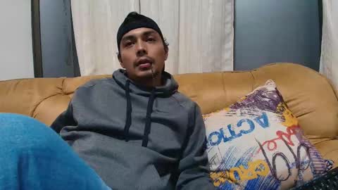 Snapshot of estebancot0314 chatting on 10.23.25 Esteban online show from 10.23.25