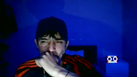 Snapshot of estebankit0 chatting on 12.27.24 estebankit0 online show from 12.27.24