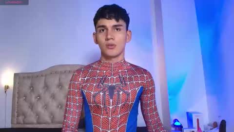 Esteban online show from 10.10.25