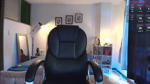 Esteban online show from 10.27.25