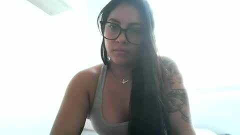 Snapshot of estefafans chatting on 06.19.26 estefafans online show from 06.19.26