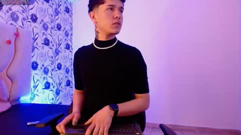 Snapshot of estefan_tay chatting on 02.05.26 estefan_tay online show from 02.05.26