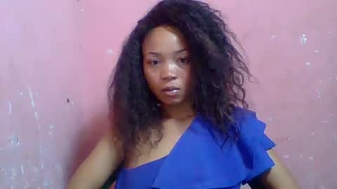 Snapshot of estelah20 chatting on 10.09.25 estelah20 online show from 10.09.25