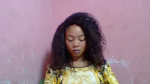 Snapshot of estelah20 chatting on 10.14.25 estelah20 online show from 10.14.25