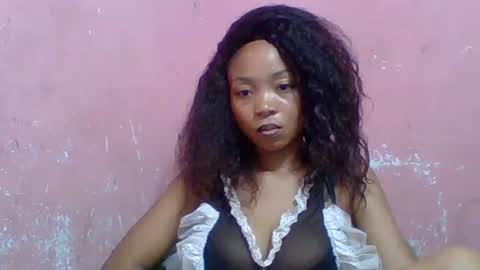 Snapshot of estelah20 chatting on 10.30.25 estelah20 online show from 10.30.25