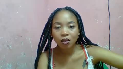 estelah20 online show from 11.16.25