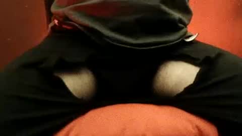 Snapshot of estelarseiya chatting on 10.16.25 estelarseiya online show from 10.16.25