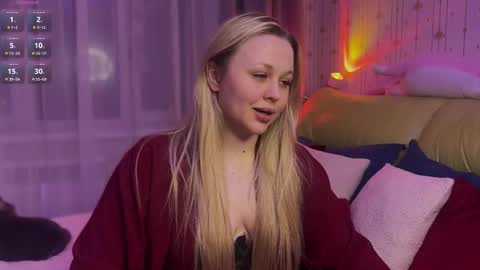 Estella online show from 03.15.26